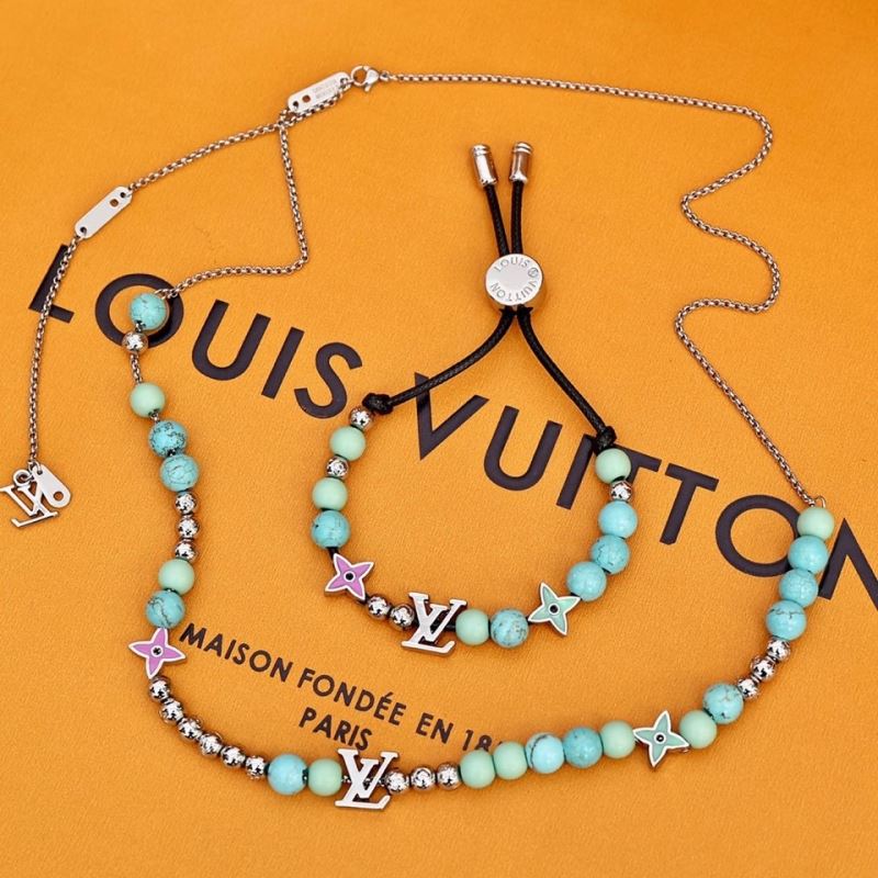 Louis Vuitton Necklaces